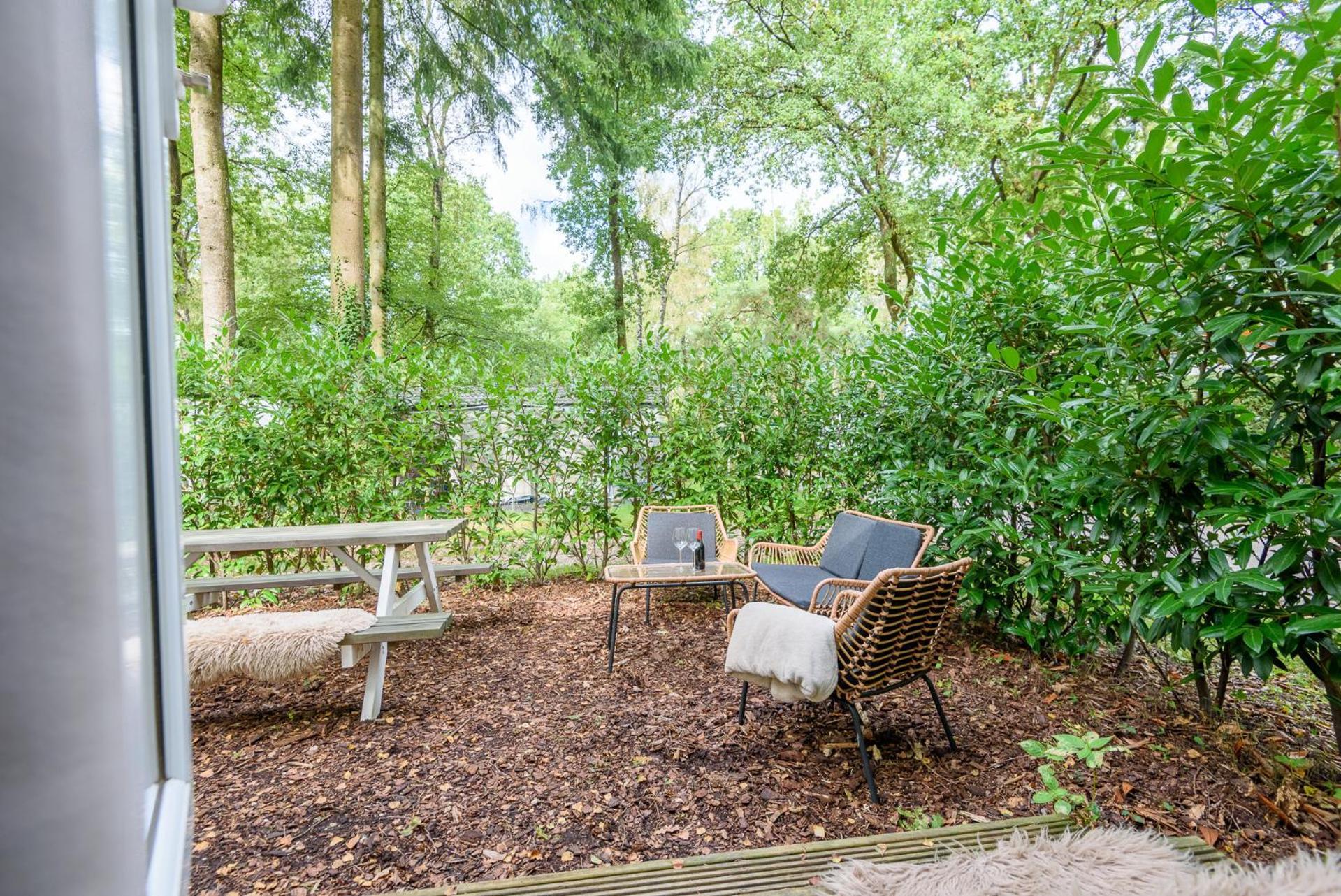 Veluwe Chalet Aan Het Bos - Kids - Pool - Dog Hoenderloo Exterior foto