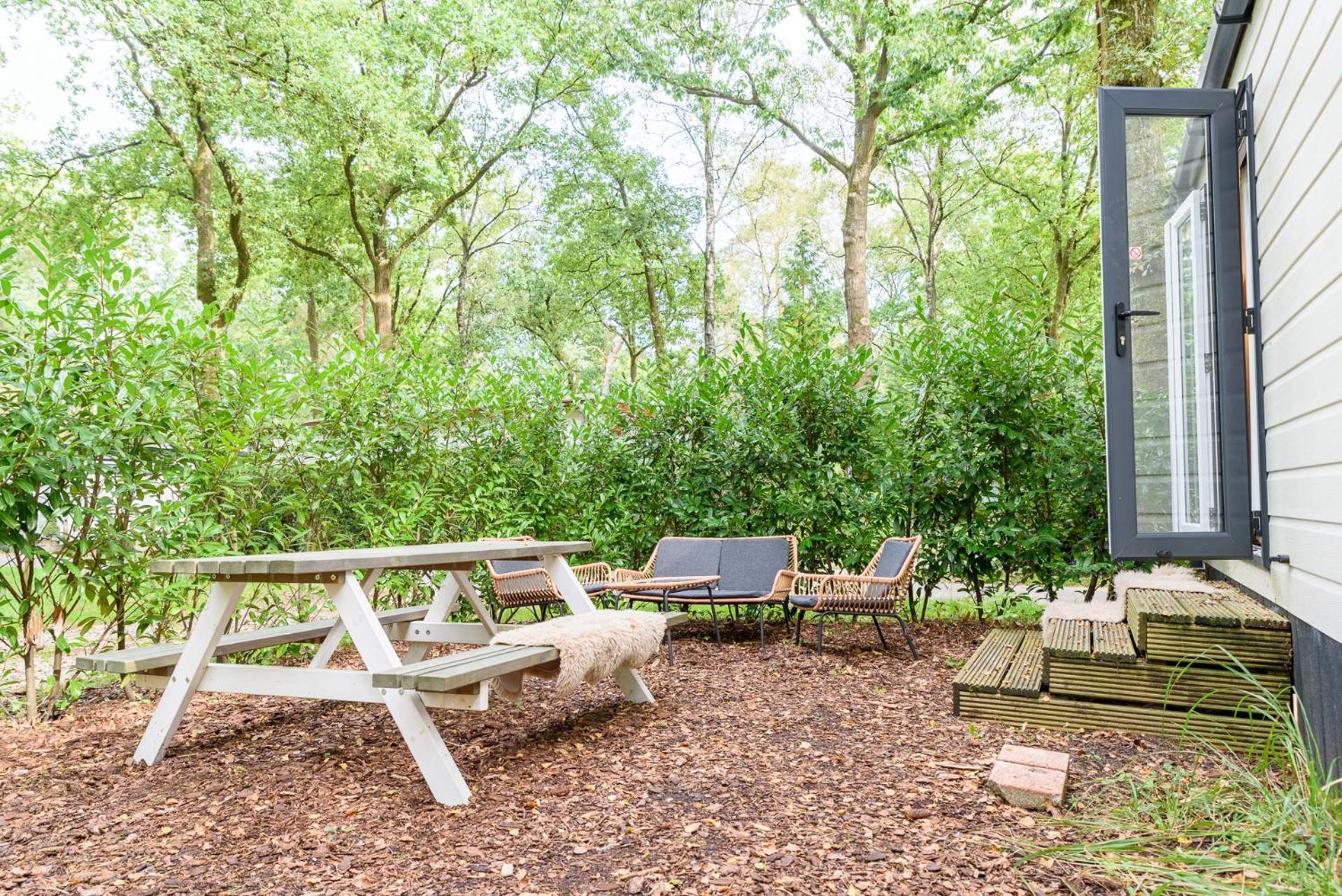 Veluwe Chalet Aan Het Bos - Kids - Pool - Dog Hoenderloo Exterior foto